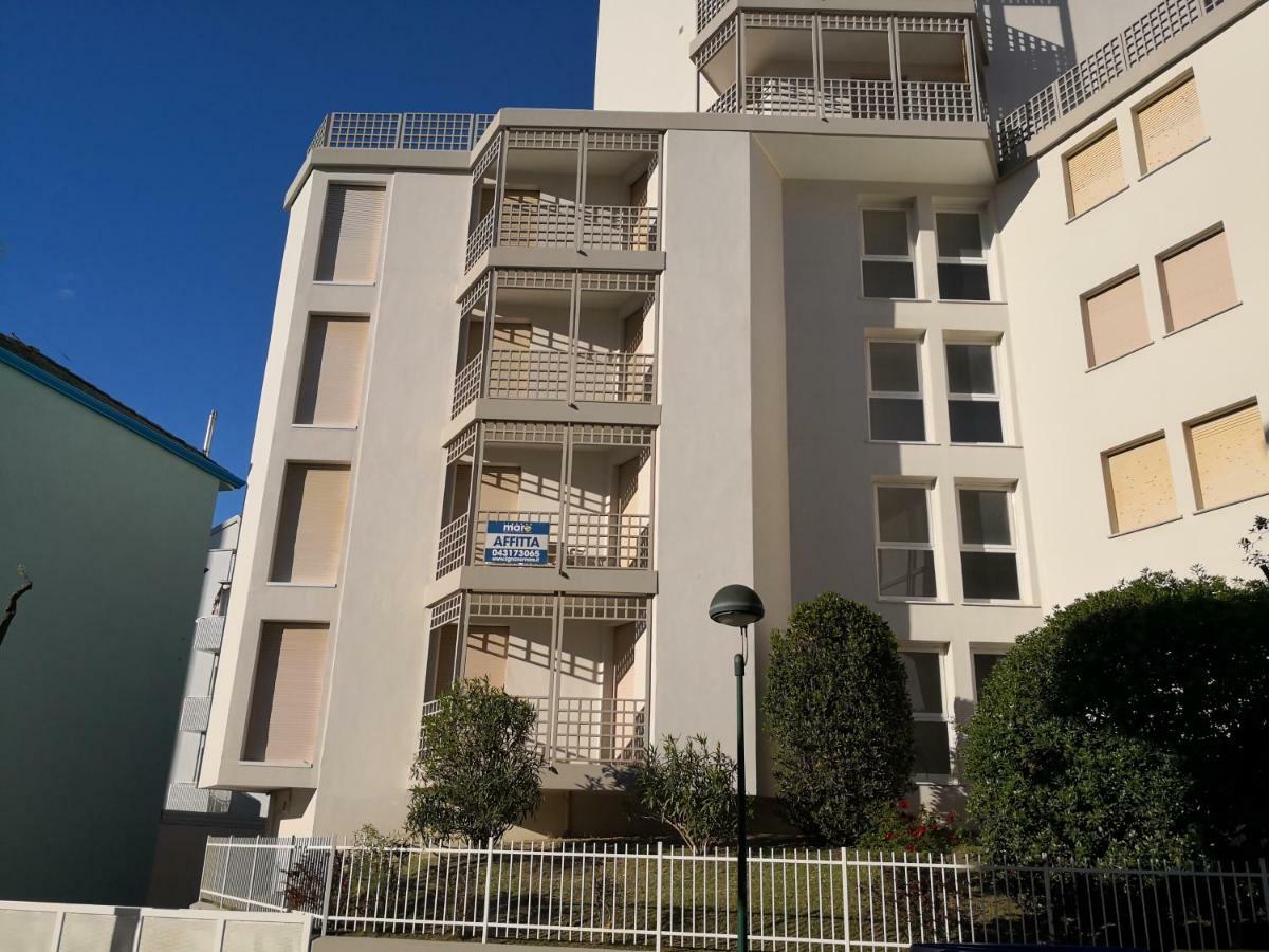 Lungomare Sabbiadoro Villa Lignano Sabbiadoro Kültér fotó